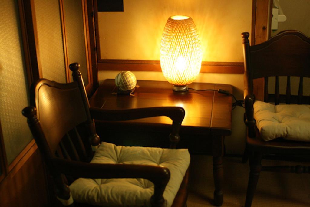 Haruya Higashiyama Hostel Kyoto Buitenkant foto